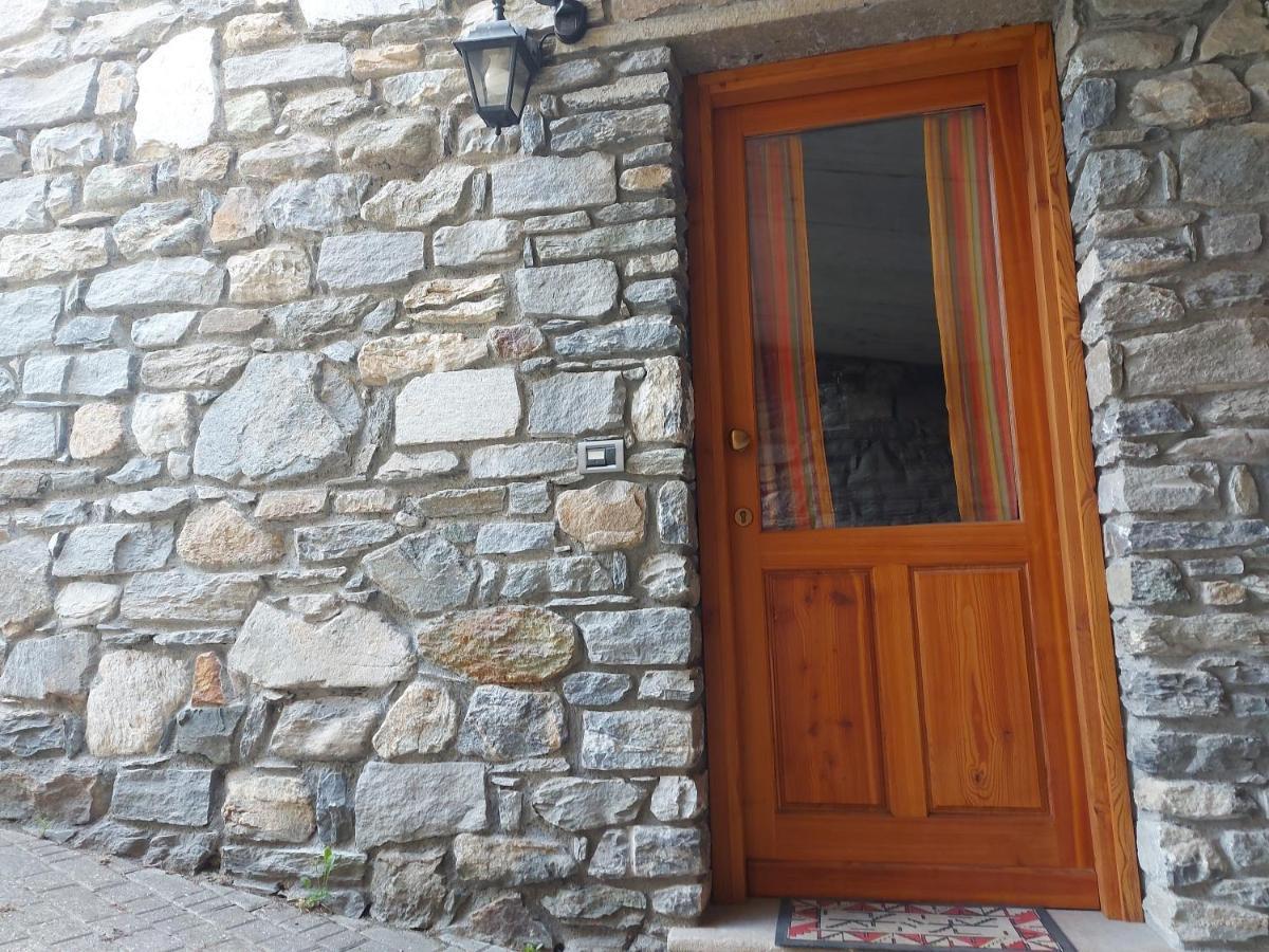 La Taverna Alloggio Ad Uso Turistico - Vda -Sarre - Cir- 0073 アオスタ エクステリア 写真